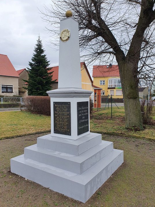 Kriegerdenkmal_Zwethau_1 (Gemeinde Beilrode)