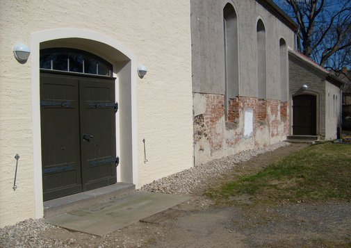 STO_Foerderung_2008_Sanierung_Außentüren_Kirche_Dautzschen_1 (Förderkreis Kirche Dautzschen e. V.).jpg