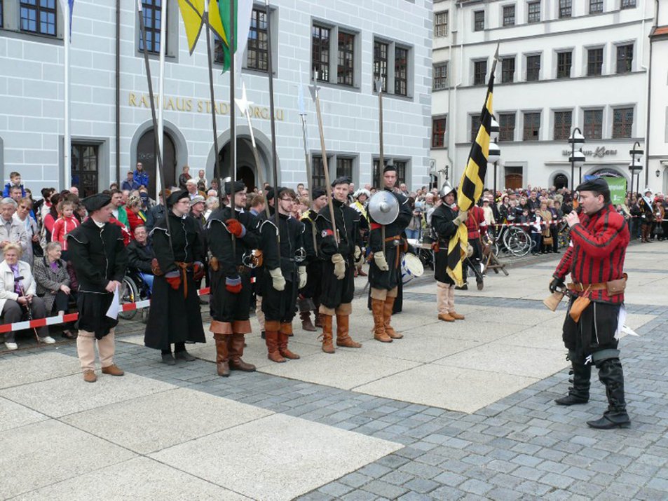 STO_Foerderung_2013_Anschaffung_historischer_Accessoires_1 (Torgauer Geharnischtenverein e. V.).jpg