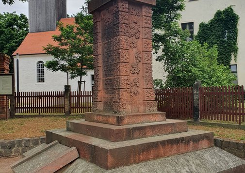 Sanierung des Gefallenendenkmals an der Heilandskirche_1 (Gemeinde Beilrode)